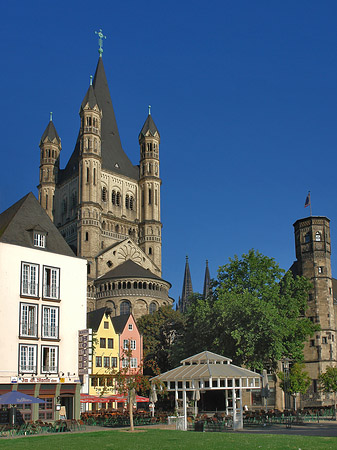 Groß St Martin hinter Fischmarkt Foto 