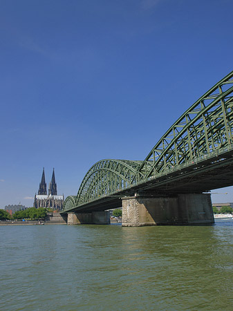 Foto Hohenzollernbrücke am Kölner Dom