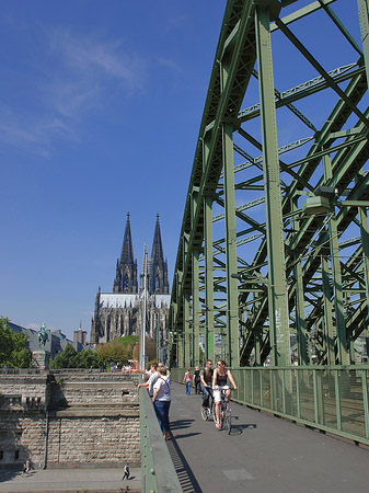 Fotos Hohenzollernbrücke beim Kölner Dom