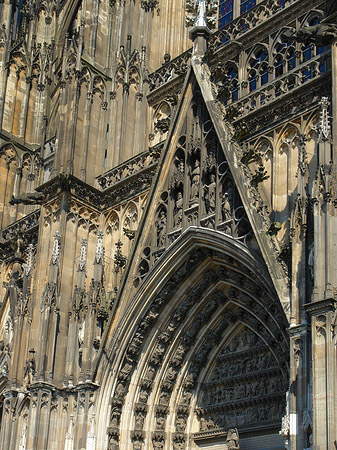 Eingang des Kölner Doms Foto 