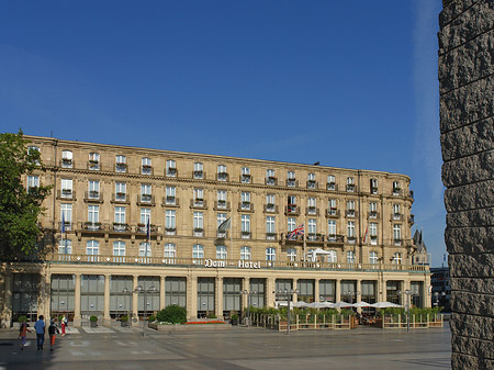 Foto Domhotel mit Säule - Köln