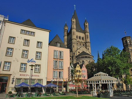 Groß St Martin hinter Fischmarkt