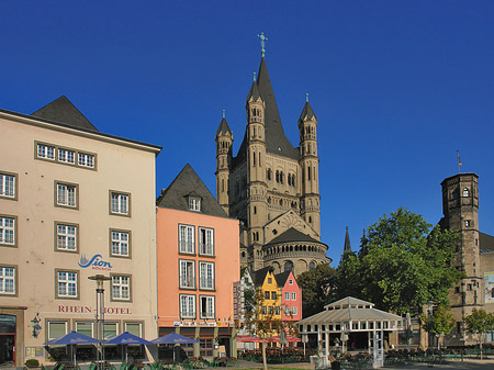 Foto Groß St Martin hinter Fischmarkt