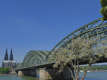 Foto Hohenzollernbrücke am Kölner Dom - Köln