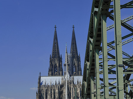 Foto Hohenzollernbrücke beim Kölner Dom