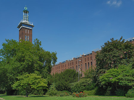 Messeturm an der Kölner Messe